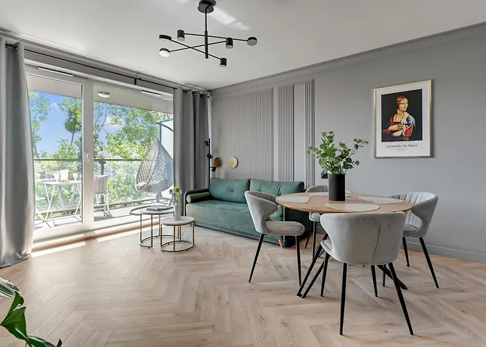 Chmielna Park - City Center & Parking By Downtown Apartments
