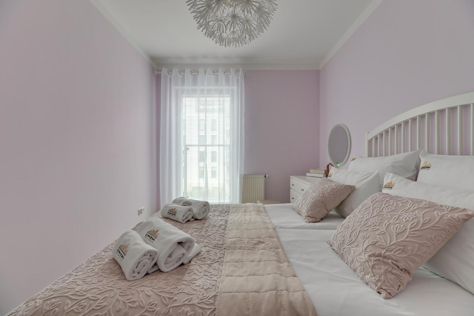 Chmielna Park - Center & Parking By Downtown * Danzica