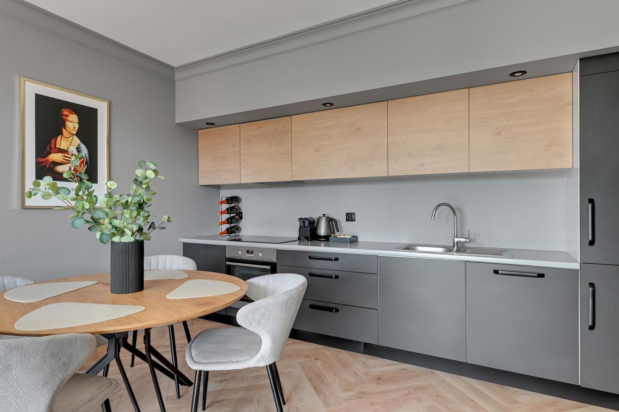 Chmielna Park - Center & Parking By Downtown * Gdańsk